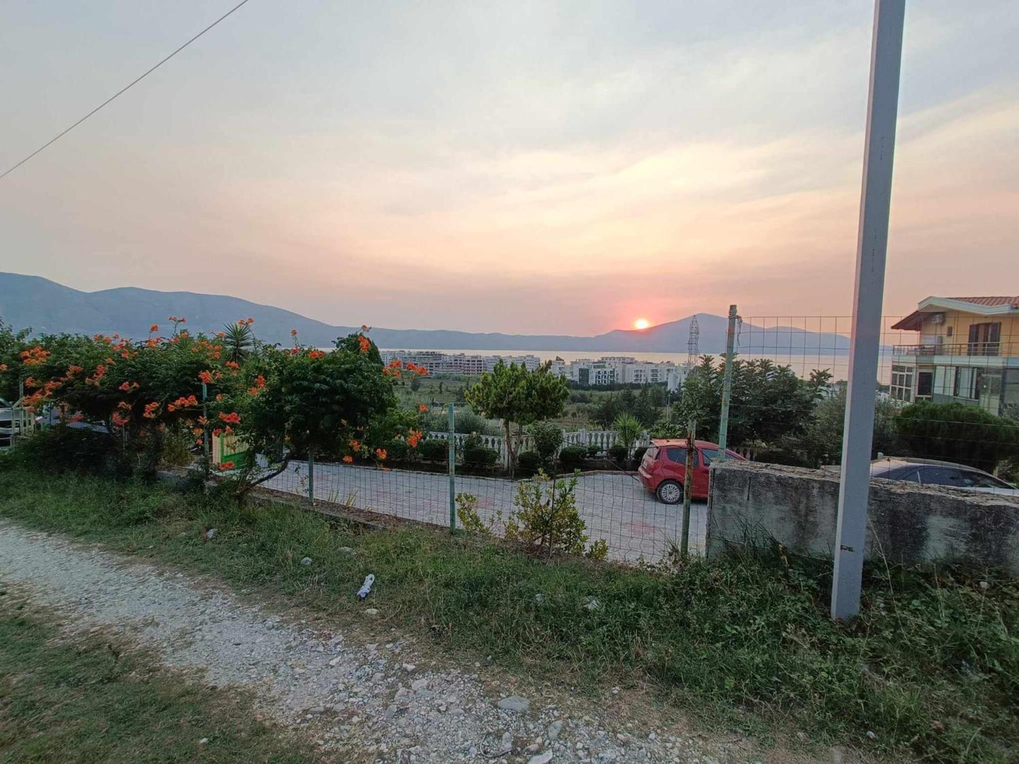 Alti One Apartment *